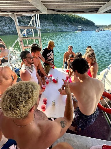 Cruise on Lake Austin